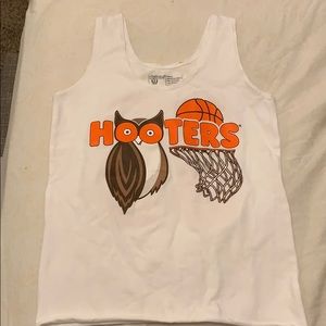 Authentic Hooters March madness tank